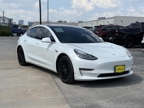 2020 Tesla Model 3 Long Range