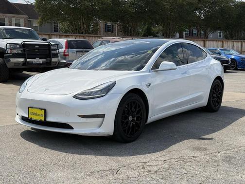 2020 Tesla Model 3 Long Range