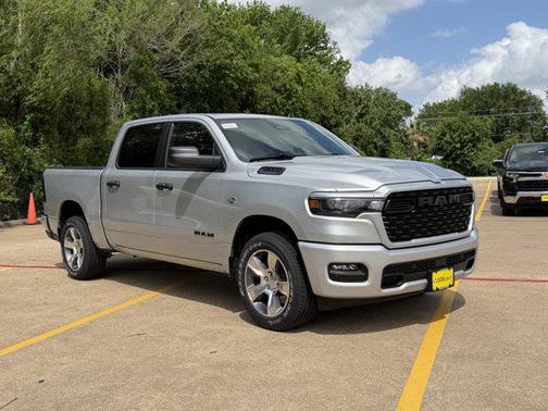 Silver Zynith 2026 RAM 1500 Express