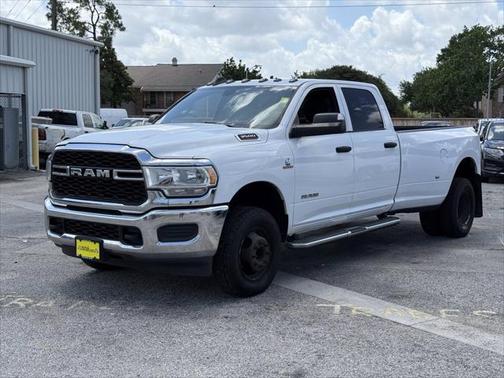 2021 RAM 3500 Tradesman Crew Cab 4x4 8' Box