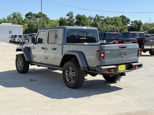 2025 Jeep Gladiator Mojave X