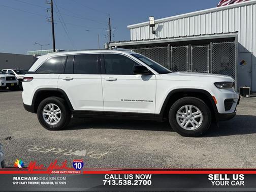 2024 Jeep Grand Cherokee Laredo
