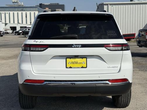 2024 Jeep Grand Cherokee Laredo