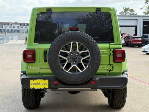 mojito clearcoat 2026 Jeep Wrangler 4-Door Sahara 4x4