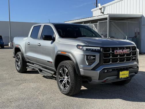 2025 GMC Canyon AT4