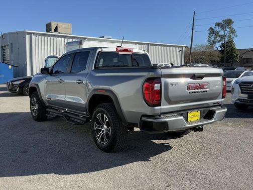 2025 GMC Canyon AT4