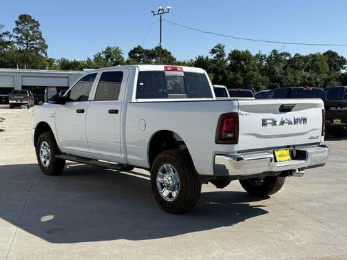 2025 RAM 2500 Tradesman Crew Cab 4x4 6'4' Box