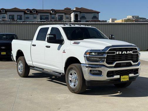 2025 RAM 2500 Tradesman Crew Cab 4x4 6'4' Box