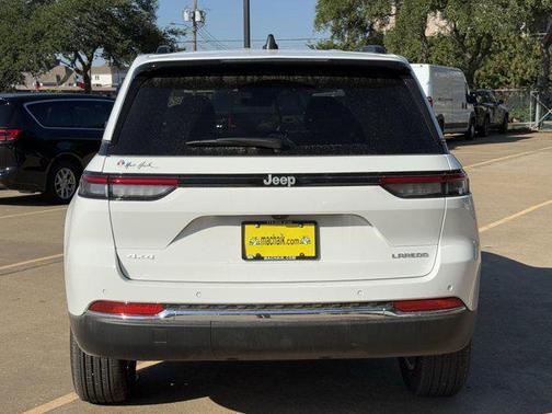 2025 Jeep Grand Cherokee Laredo