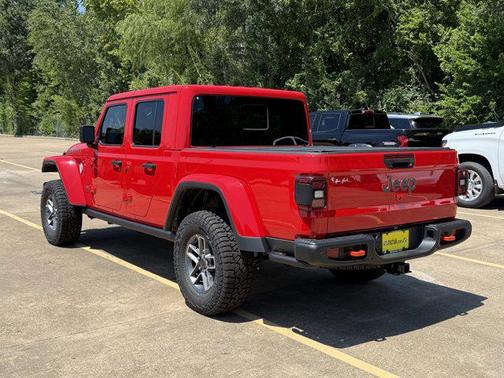 2025 Jeep Gladiator Mojave X
