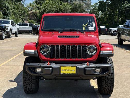 2025 Jeep Gladiator Mojave X