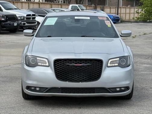 2022 Chrysler 300 S