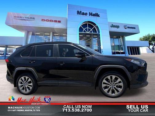 Midnight Black Metallic 2021 Toyota RAV4 XLE Premium