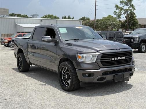 2020 RAM 1500 Classic SLT