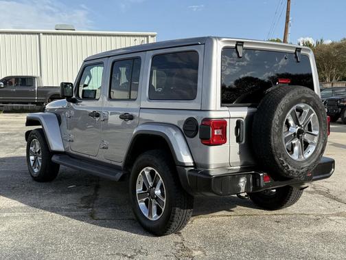 2020 Jeep Wrangler Unlimited Sahara