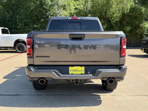 Granite Crystal Metallic Clearcoat 2026 RAM 1500 Big Horn/Lone Star