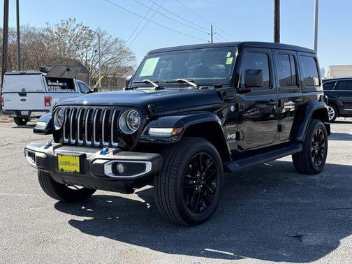 2022 Jeep Wrangler Unlimited 4xe Sahara