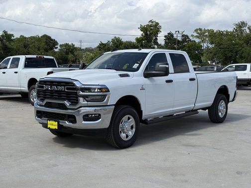 2025 RAM 3500 Tradesman Crew Cab 4x4 8' Box