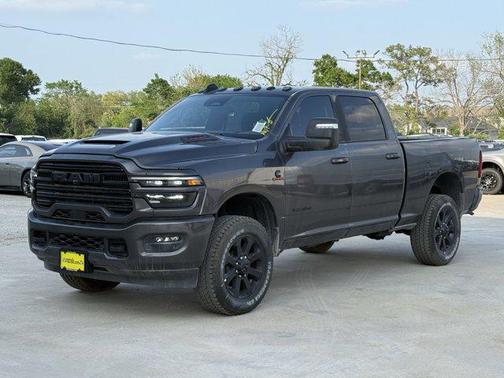2025 RAM 2500 Laramie Crew Cab 4x4 6'4' Box