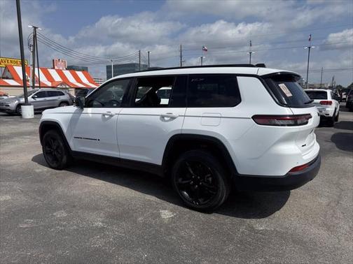 2023 Jeep Grand Cherokee L Altitude
