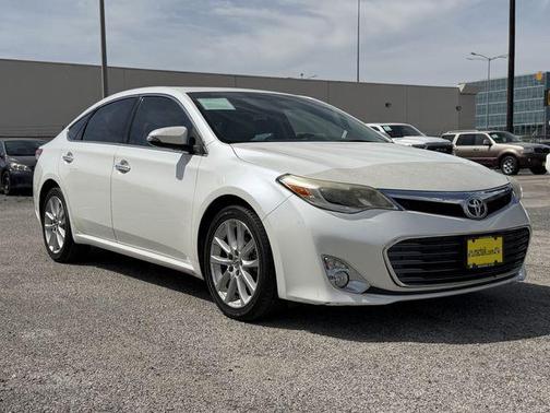 2013 Toyota Avalon XLE