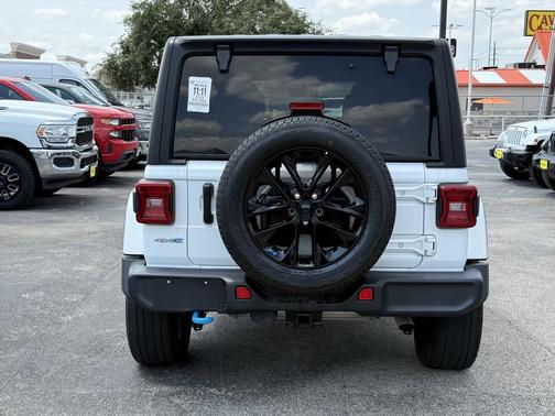 2023 Jeep Wrangler 4xe Sahara