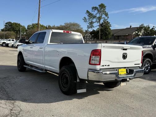 2021 RAM 2500 Big Horn Crew Cab 4x4 8' Box