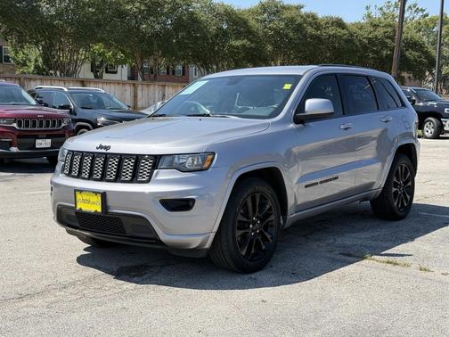 2018 Jeep Grand Cherokee Laredo E