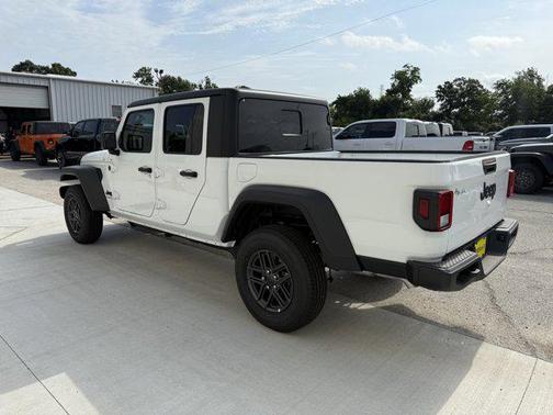 2025 Jeep Gladiator Sport S