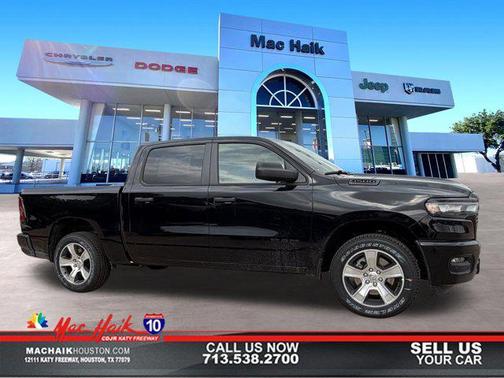 Diamond Black Crystal Pearlcoat 2026 RAM 1500 Express