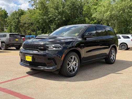 DB Black Clearcoat 2026 Dodge Durango GT HEMI V8 AWD