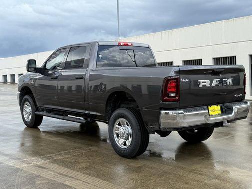 2025 RAM 2500 Tradesman Crew Cab 4x4 6'4' Box