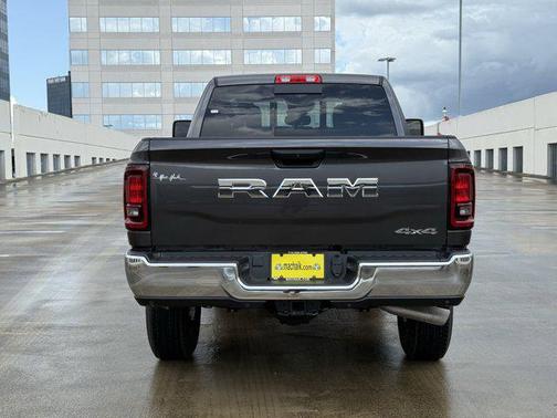 2025 RAM 2500 Tradesman Crew Cab 4x4 6'4' Box