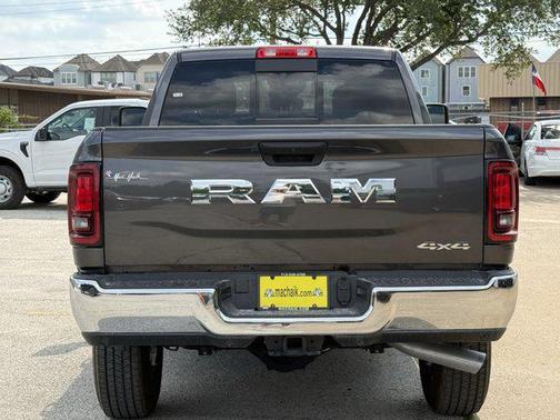 2025 RAM 2500 Tradesman Crew Cab 4x4 6'4' Box