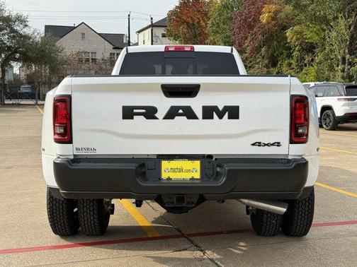 2026 RAM 3500 Tradesman Crew Cab 4x4 8' Box
