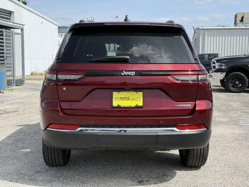 2024 Jeep Grand Cherokee Laredo