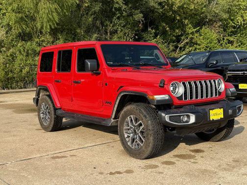 2025 Jeep Wrangler 4-Door Sahara 4x4