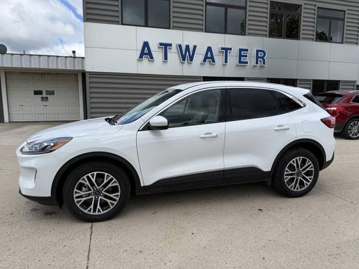 2022 Ford Escape SEL