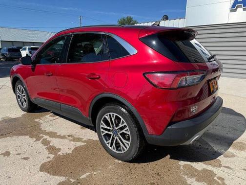 2022 Ford Escape SEL