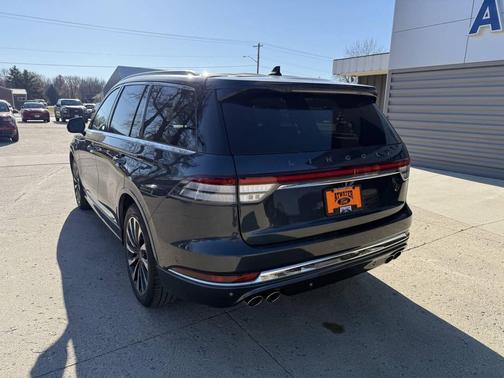 2022 Lincoln Aviator Black Label Grand Touring AWD