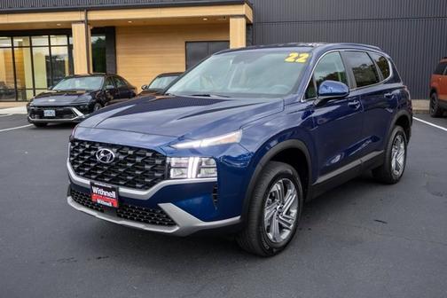 2022 Hyundai SANTA FE SE