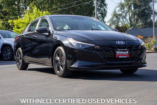 Black 2023 Hyundai ELANTRA SEL