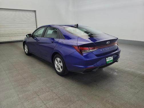 2023 Hyundai ELANTRA SE