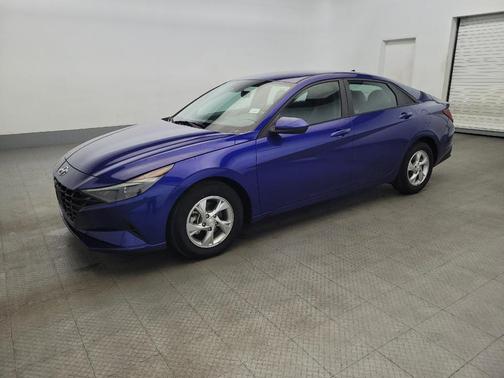 2023 Hyundai ELANTRA SE