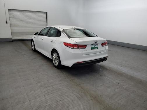 Snow White Pearl 2017 Kia Optima EX