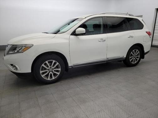 2016 Nissan Pathfinder SL
