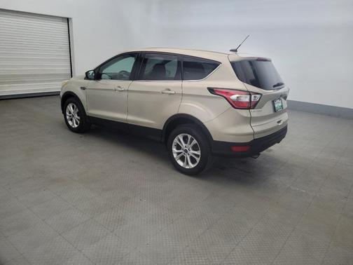 White Gold Metallic 2017 Ford Escape SE