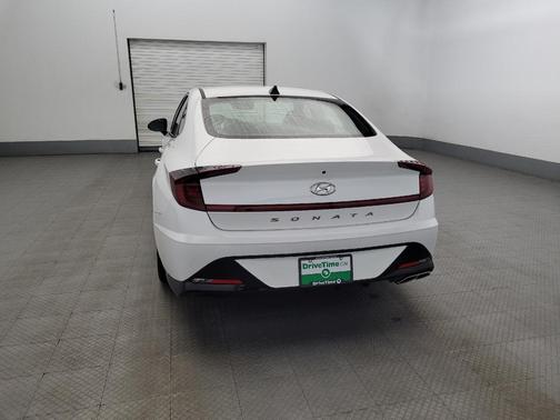 2022 Hyundai SONATA SEL