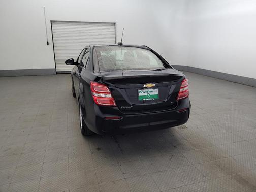 Mosaic Black Metallic 2019 Chevrolet Sonic LT