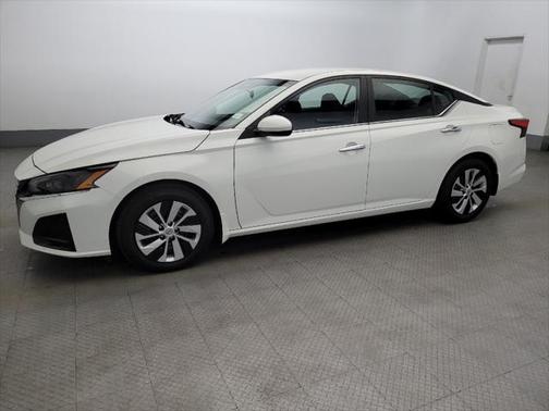 2023 Nissan Altima S FWD